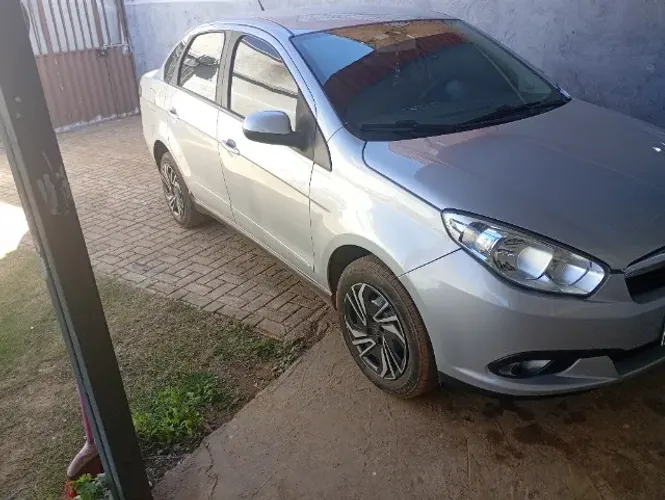 Fiat Grand Siena Attrac. 1.4 EVO F.flex 8V 2015