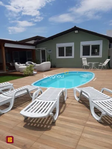 BROGNOLI VENDE - CASA RESIDENCIAL COM 3 DORMITÓRIOS, SENDO 2 SUÍTES - PRAIA DA DANIELA