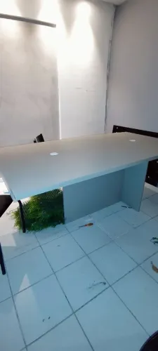 Mesa de reunião para escritório