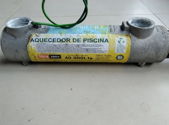 Aquecedor de piscina Hidrohot para piscina de até 40mil litros 220V/380v semi novo.