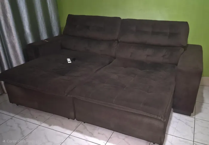 Sofá retratil dois lugares usado em ótimo estado