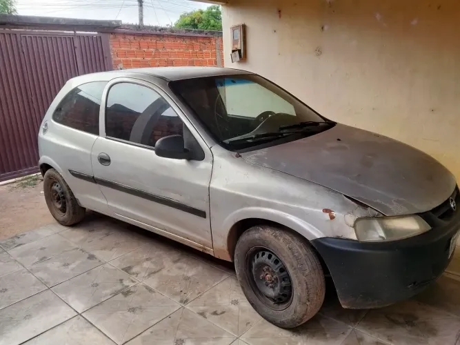 Chevrolet Celta 1.0/super/n.piq.1.0 MPFI VHC 8V 3P 2002