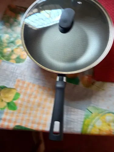 Frigideira antiaderente Tramontina sem defeito Seminova