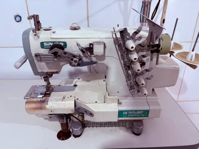 Máquina Refiladeira Siruba Industrial