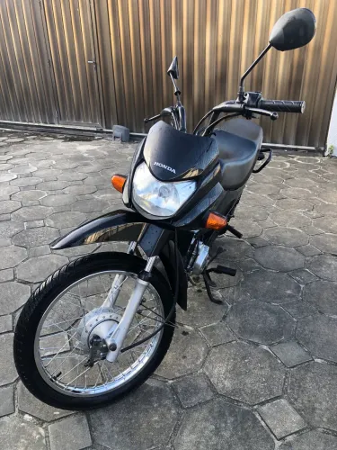 VENDO MOTO TODA EM ORDEM SÓ PEGAR E USAR ( baixei pra vender logo)