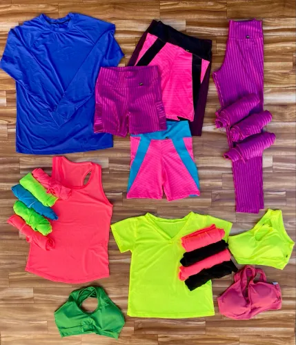 Kit roupas de academia feminino