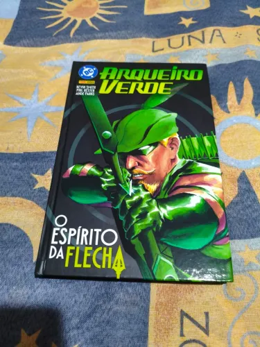 Hq Arqueiro Verde O espírito da flecha 
