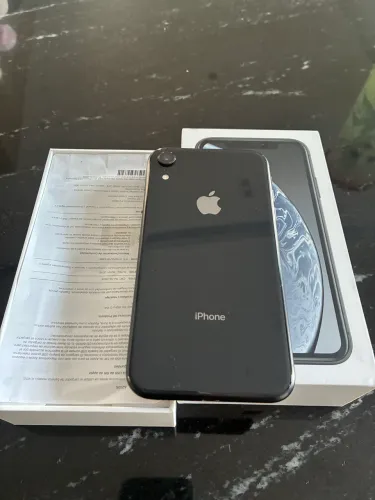 iPhone XR - 100% original, único dono, nunca aberto (com nota fiscal)