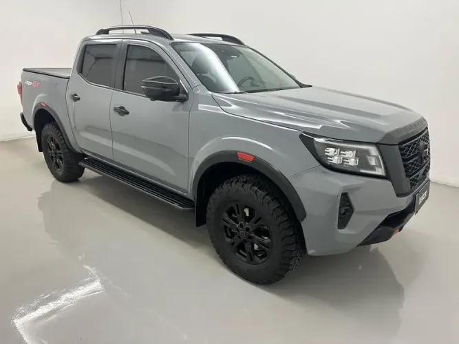 Nissan Frontier Pro4x CD 4X4 2.3 Bi-TB Die. AUT 2024