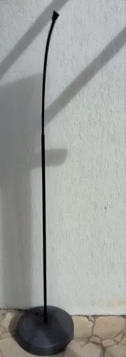 Porta-Bandeira de Rua com Base de Água - Mastro para Bandeira