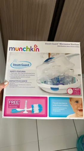 Esterilizador De Mamadeiras IMPORTADO Para Micro-ondas Munchkin® Steam Guard