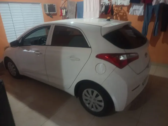 Hyundai HB20 Comf./c.plus/c.style 1.0 Flex 12V 2015
