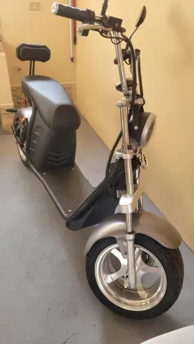 Vendo ciclomotor elétrica 3CV