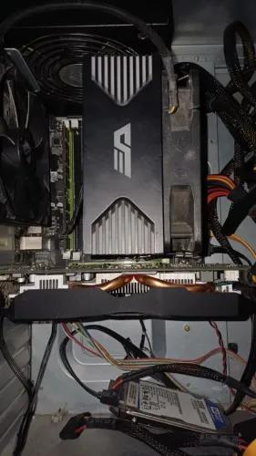 KIT UPGRADE X79 ? Xeon E5-1680 v2 (8C/16T) + Placa-mãe X79G + 32GB RAM DDR3