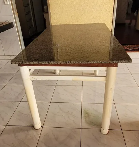 Vendo mesa tubular e pedra granito cinza
