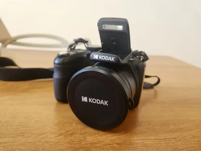 Câmera Kodak AZ425