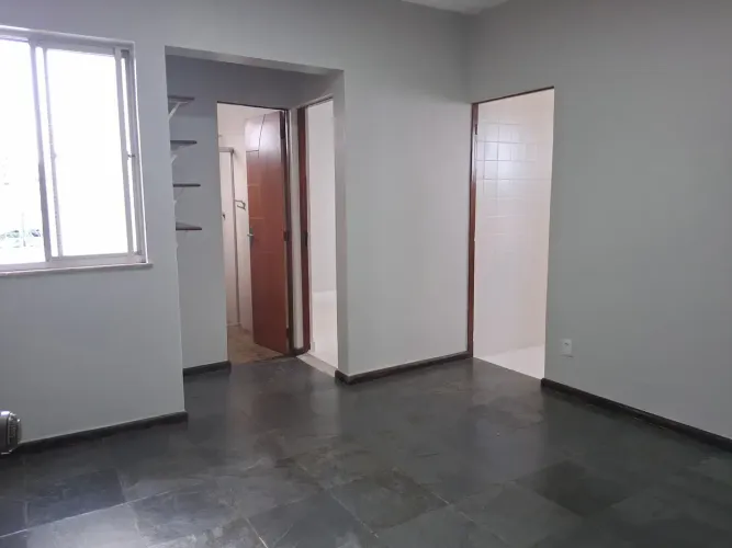 FM- Alugo ou Vendo Apartamento no Edifício Cláudio Chaves, Cremação