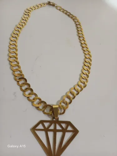 Vende se cordão de prata
