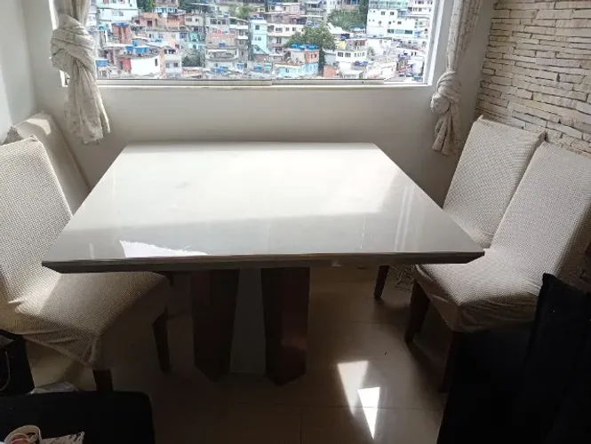 Mesa de Jantar Quadrada