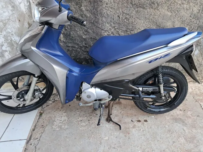  Biz 125 EX completa. 