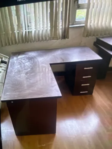 Mesa em L