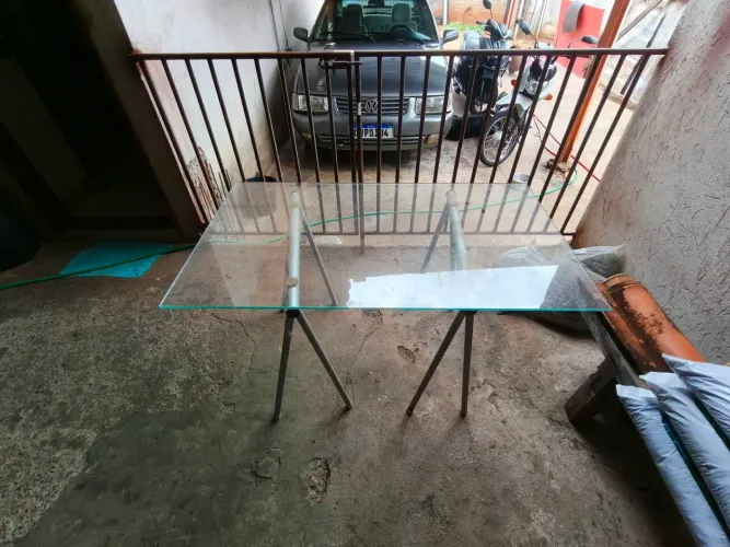 Mesa sem cadeiras