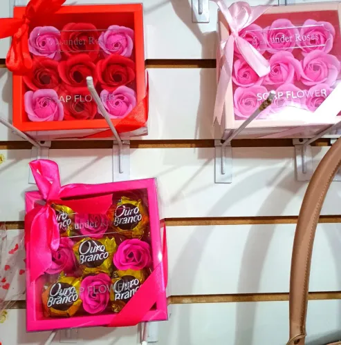 Caixa com Rosas