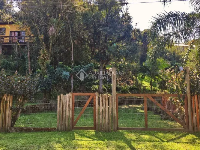 Terreno na Praia da Ferrugem