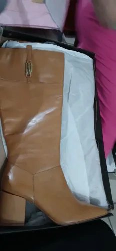 Botas e tenis WJ novas 