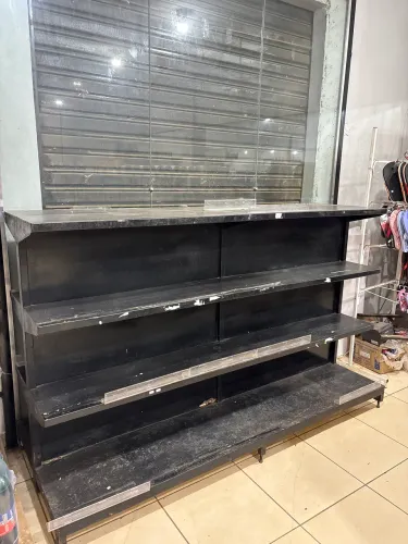 Vende-se prateleira de ferro para mercado!!