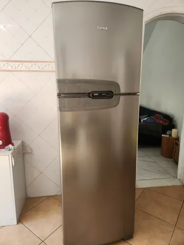 Vendo Geladeira Consul Frost Free Duplex