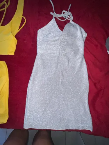 Roupas,usadas apenas 1 vez,menor preço!