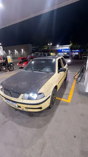 Volkswagen Gol 1000 MI 16v/ Ouro 4P 2000