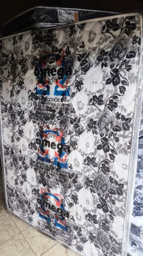 Colchão Casal D33 Espuma Selada Novo Alta Resistência