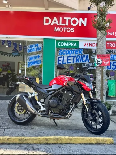 Honda CB 500f 2023