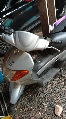 Moto 4500.
