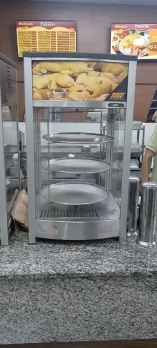Estufa giratória de salgados 3 bandejas giratórias com ultiliza vapor para não ressecar o