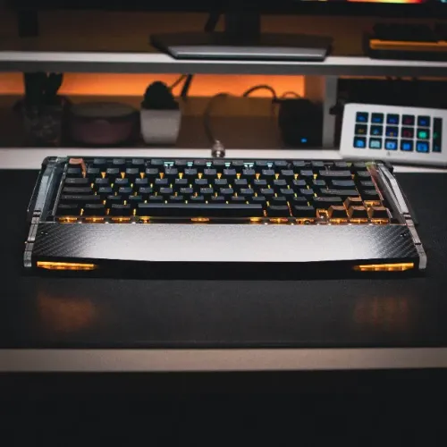 Teclado mecânico Dry Studio Black Diamond 75