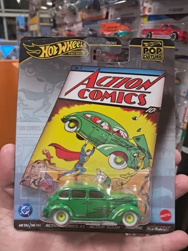 Hot Wheels Pop Culture DC Action Comics Superman