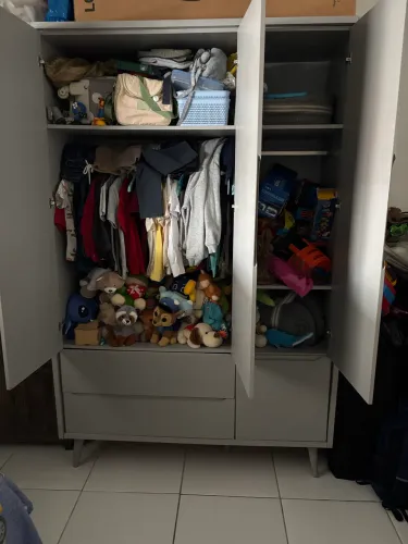 Roupeiro infantil