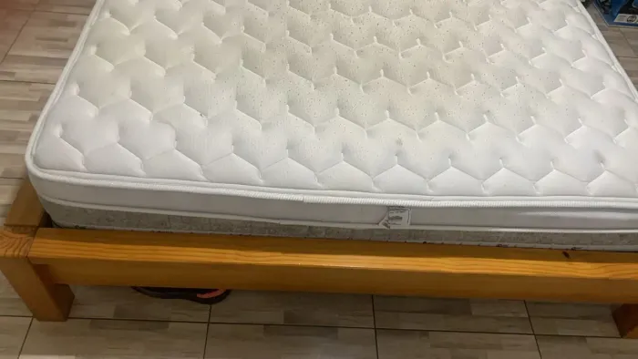 Cama Queen