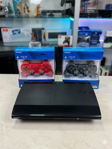 PS3 super slim d.es.b.l.o.q.u.e.a.d.o dois controles 20 jogos 