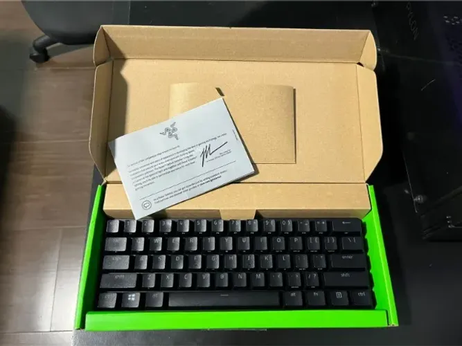 Teclado Razer Huntsman Mini Rgb Switch Red 60% Preto
