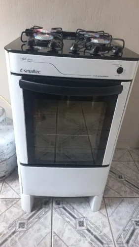 Fogão 4 bocas tampo de vidro 380 reais