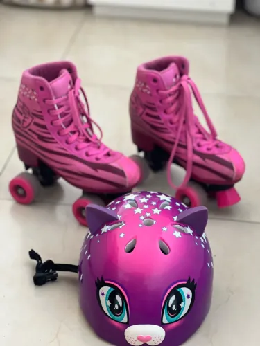 Patins  menina 4 rodas