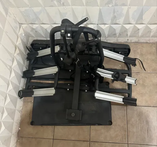 Transbike Engate Reboque Rack Suporte P/ 3 Bike In Car Cor Preto