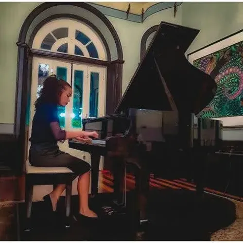 Prof° de piano particular Manaus