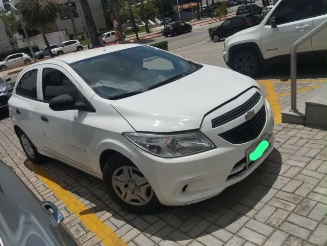 Chevrolet Onix JOY Hatch 1.0 8V Flex Mec. 4P 2018