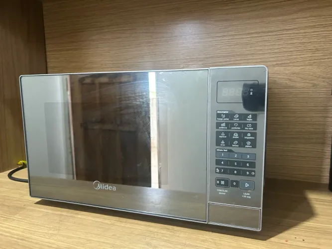 Forno Micro-ondas 20L Prata Espelhado Midea 127V MRAE21