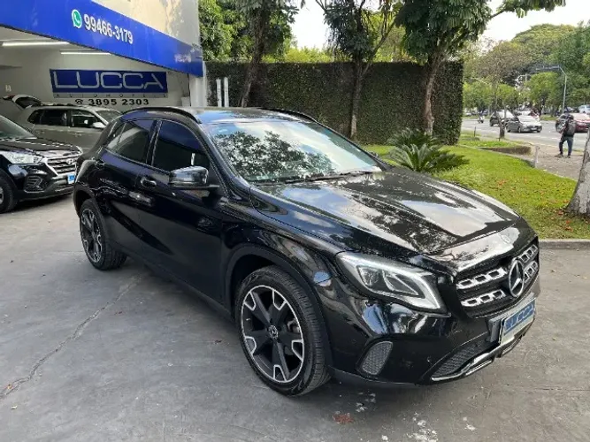 Mercedes-Benz GLA-200 GLA 200 Night 1.6. TB 16V Flex Aut. 2019